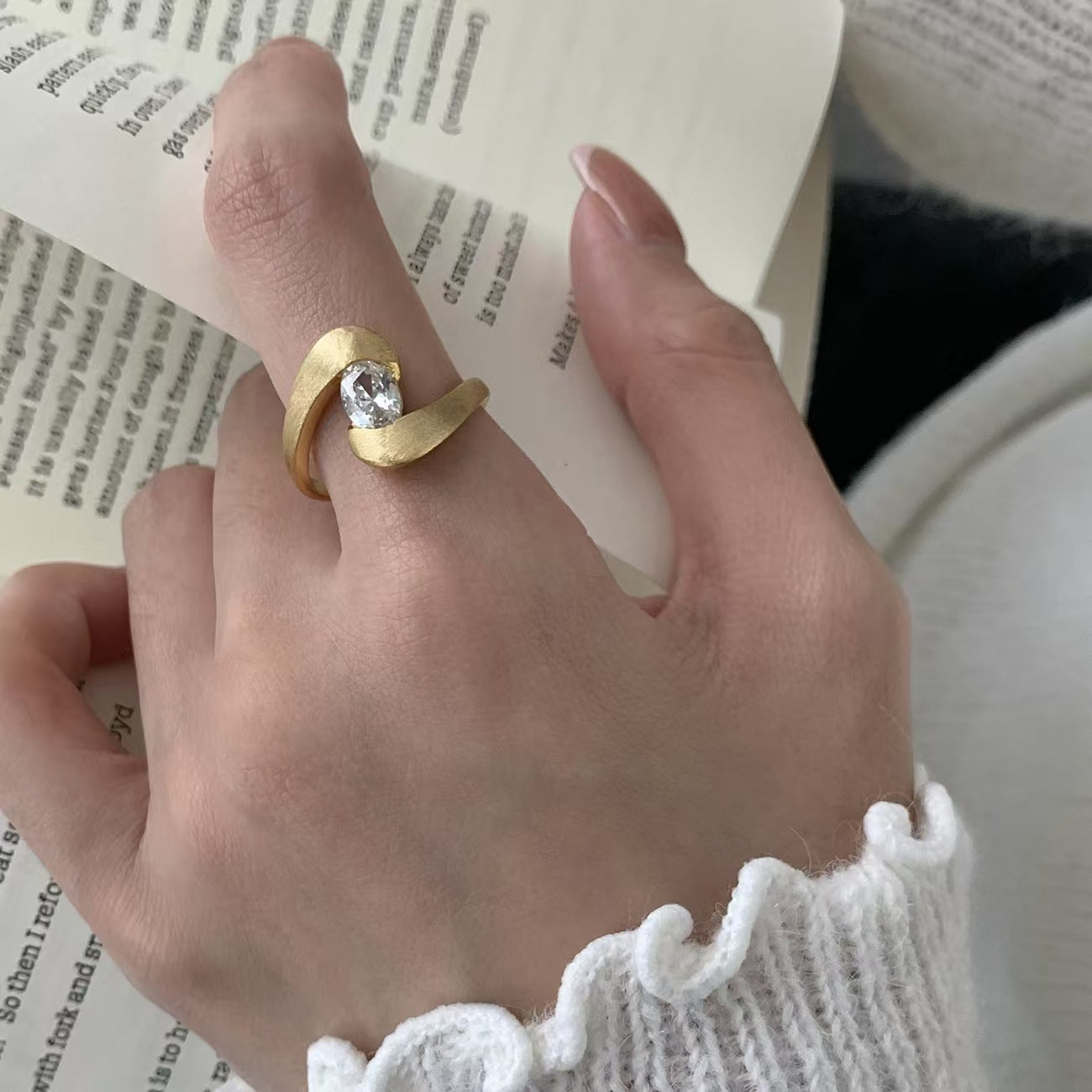 Irregular With Brushed Zinc Alloy Ring Female Niche Inlaid Zircon